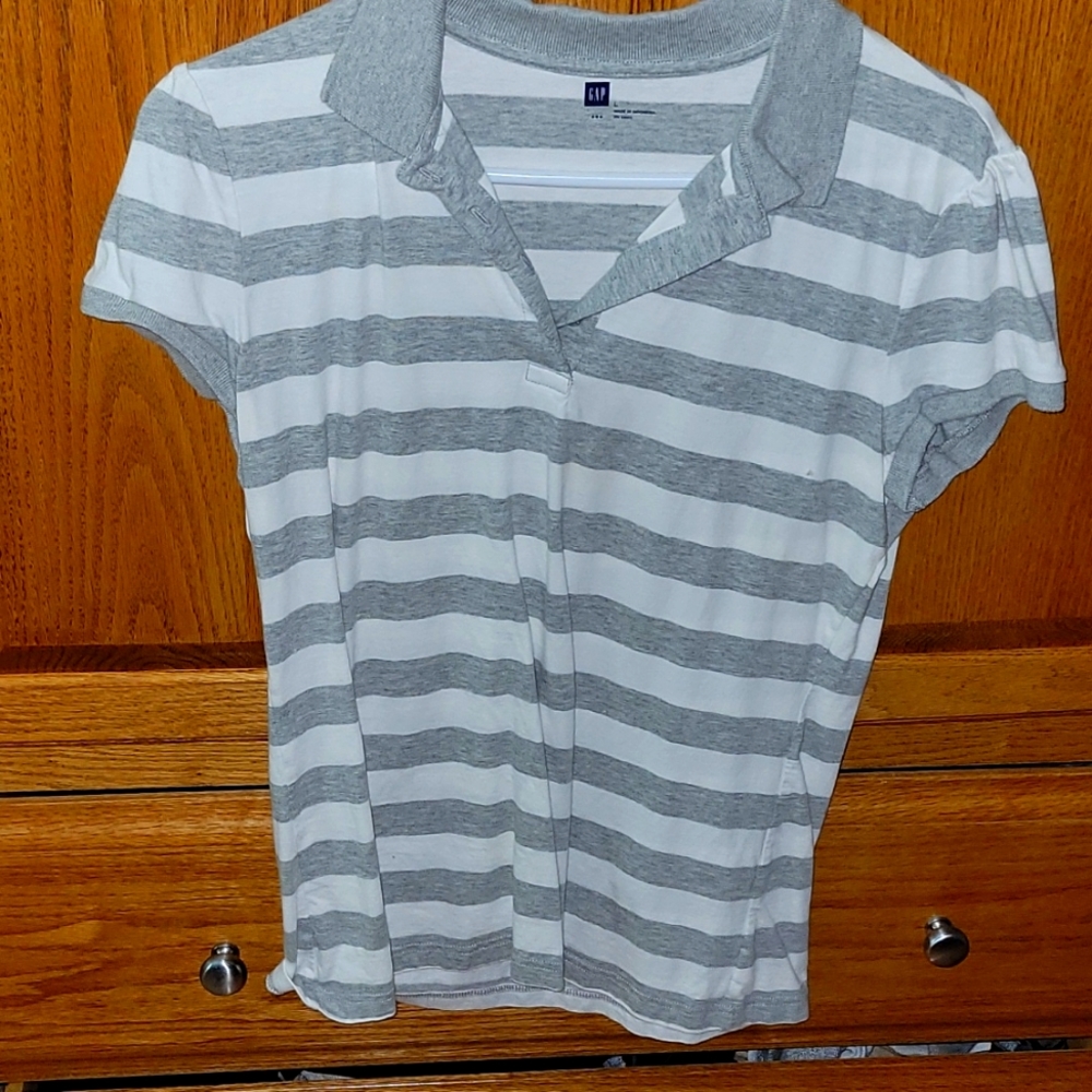 Womens Gap polo shirt